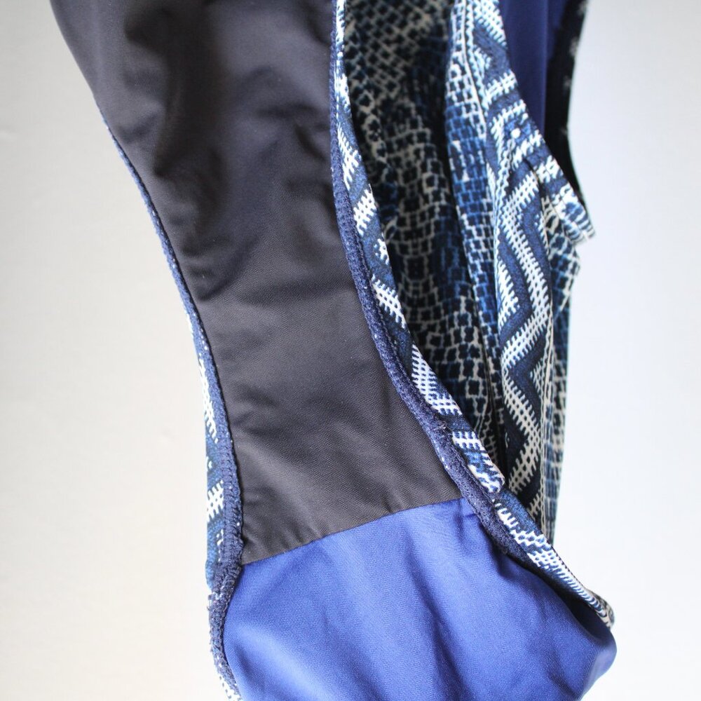 La Blanca Women's Blue Standard Keyhole Front Classic One Piece Swimsuit Size 10 - Picture 8 of 9
